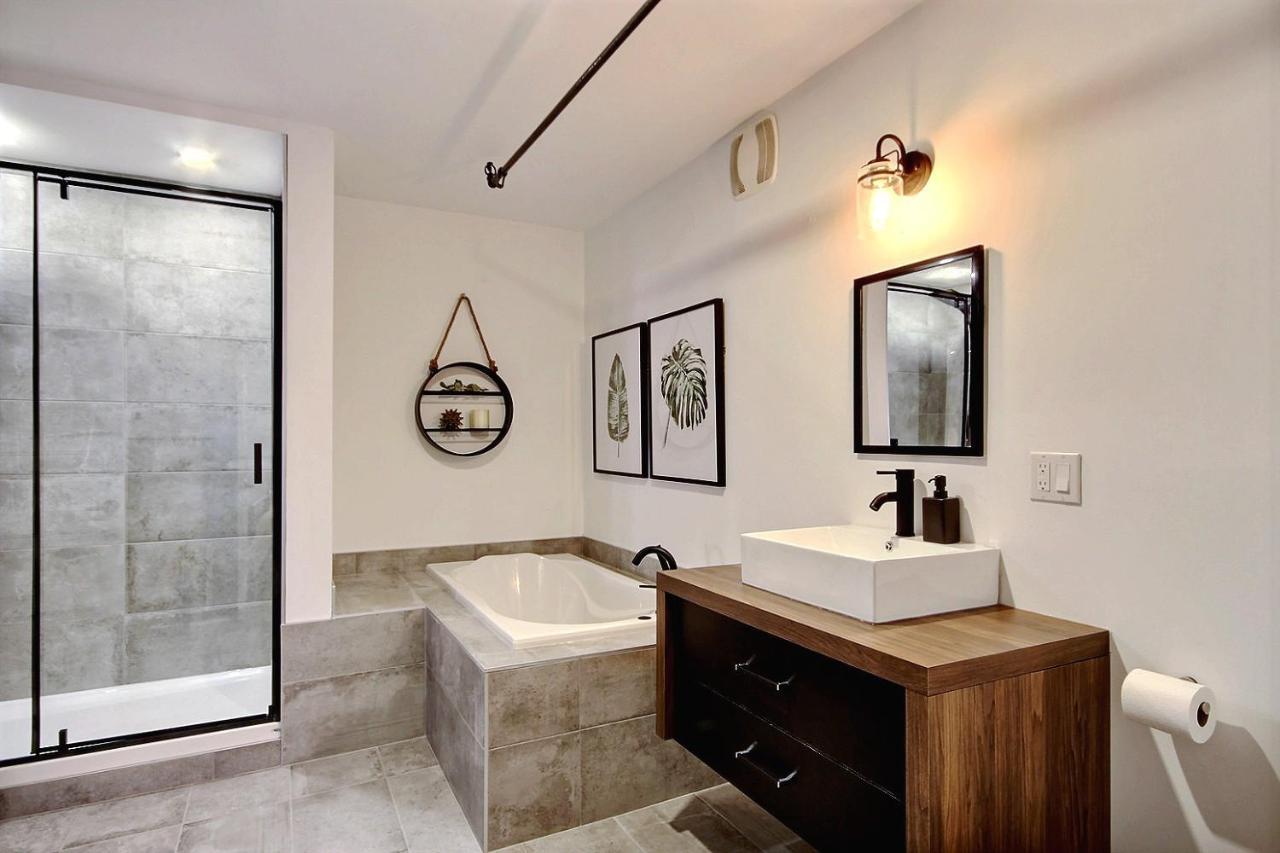 Le Gentleman // Downtown Spacious Condo ควิเบกซิตี้ ภายนอก รูปภาพ